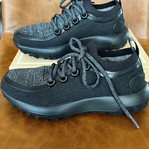 SWT trail runners that are stylish black sneakers
New without tag or box